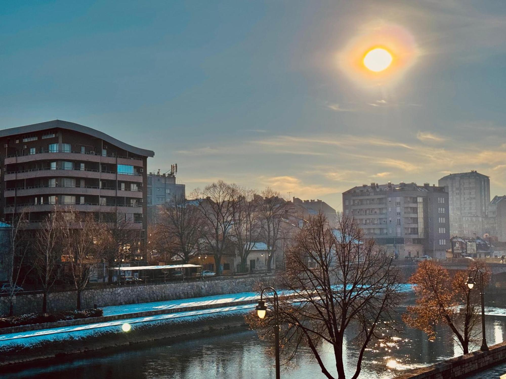 Ni Apartment By The River מראה חיצוני תמונה