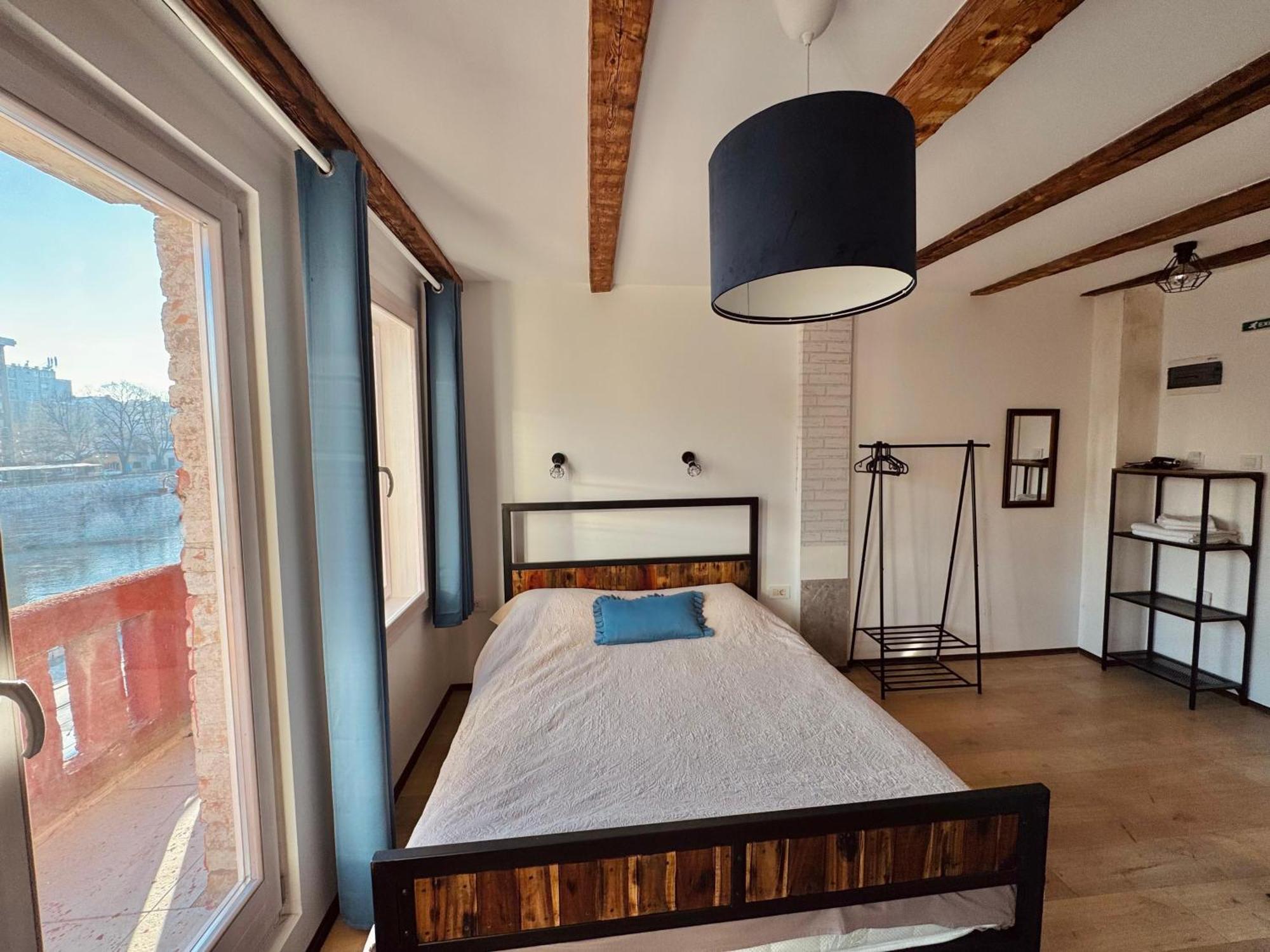 Ni Apartment By The River מראה חיצוני תמונה