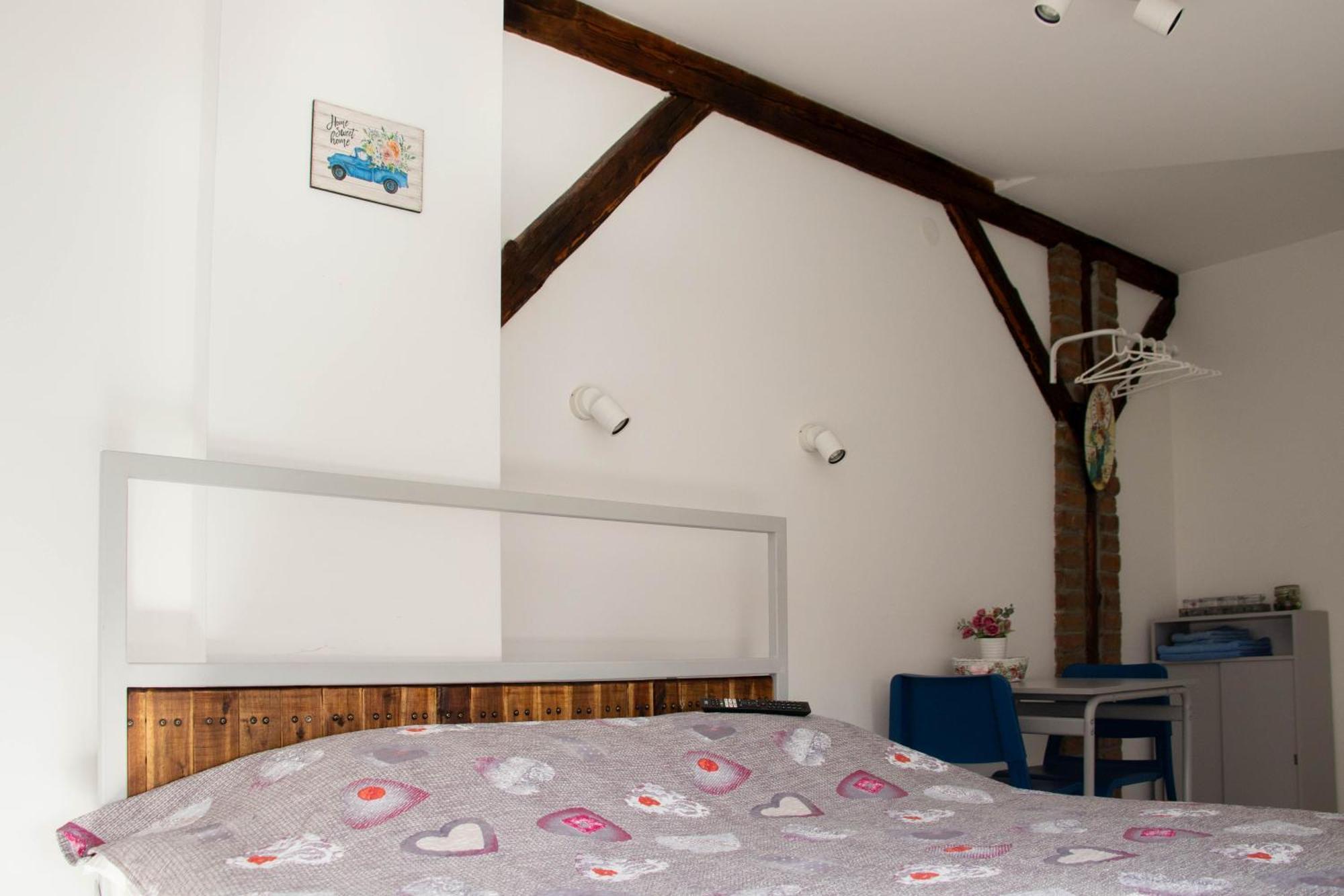 Ni Apartment By The River מראה חיצוני תמונה